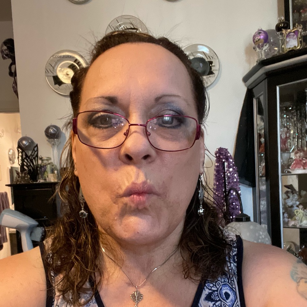 Meet your Posher, Kim